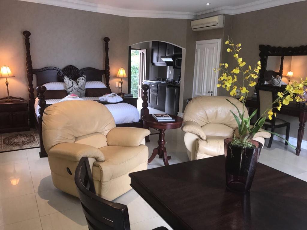 Luxury Beach Apartments Amanzimtoti Zewnętrze zdjęcie